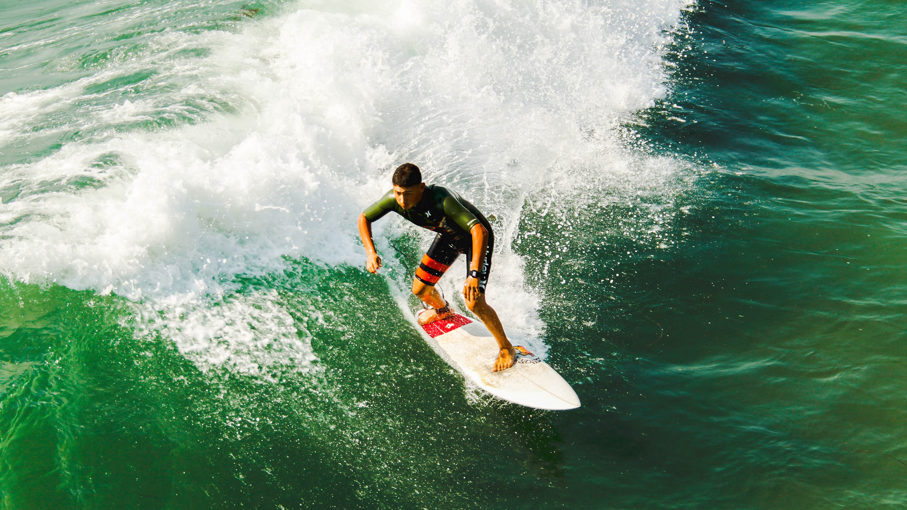世界冠军划水次数控制在30以内?,滑水世界冠军