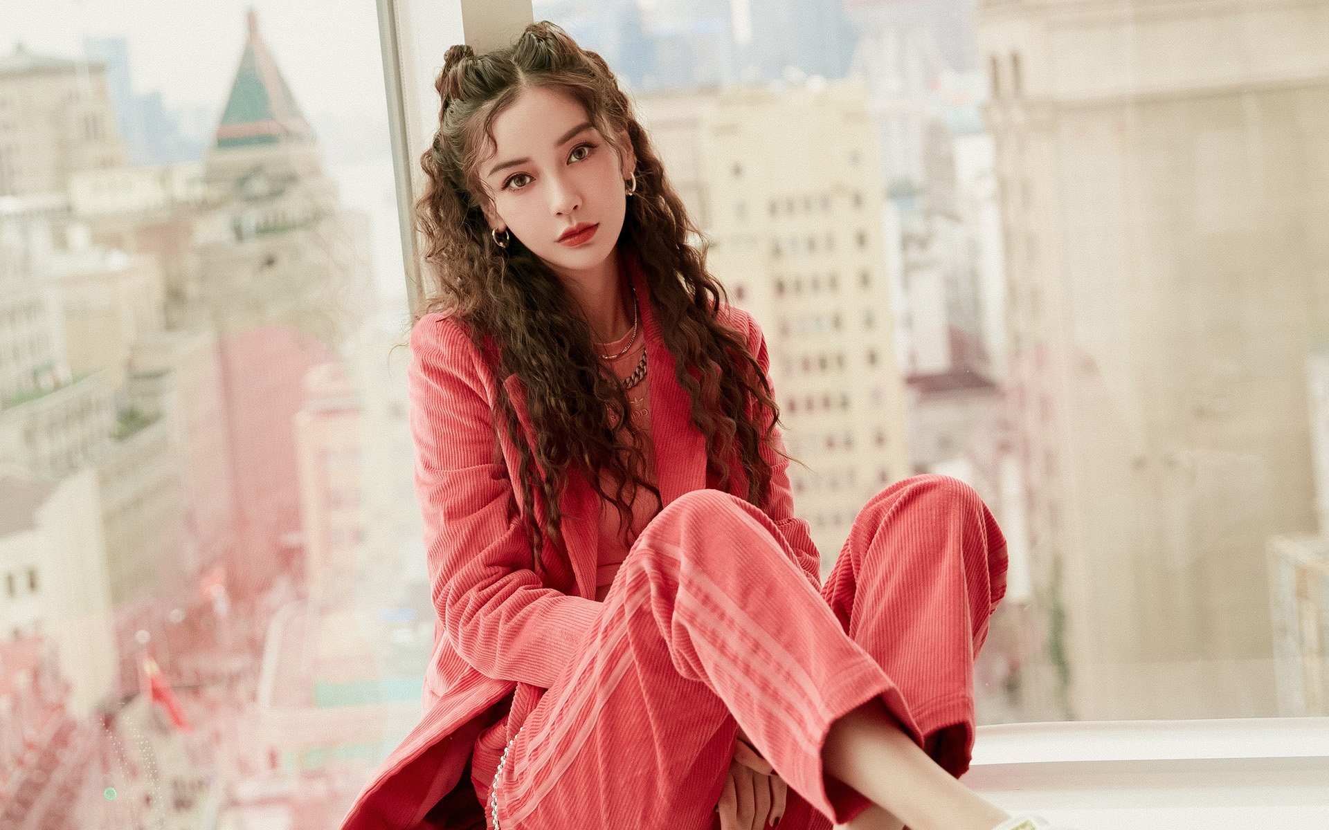 英格兰男子女子橄榄球队齐登热门榜单,英式女子橄榄球