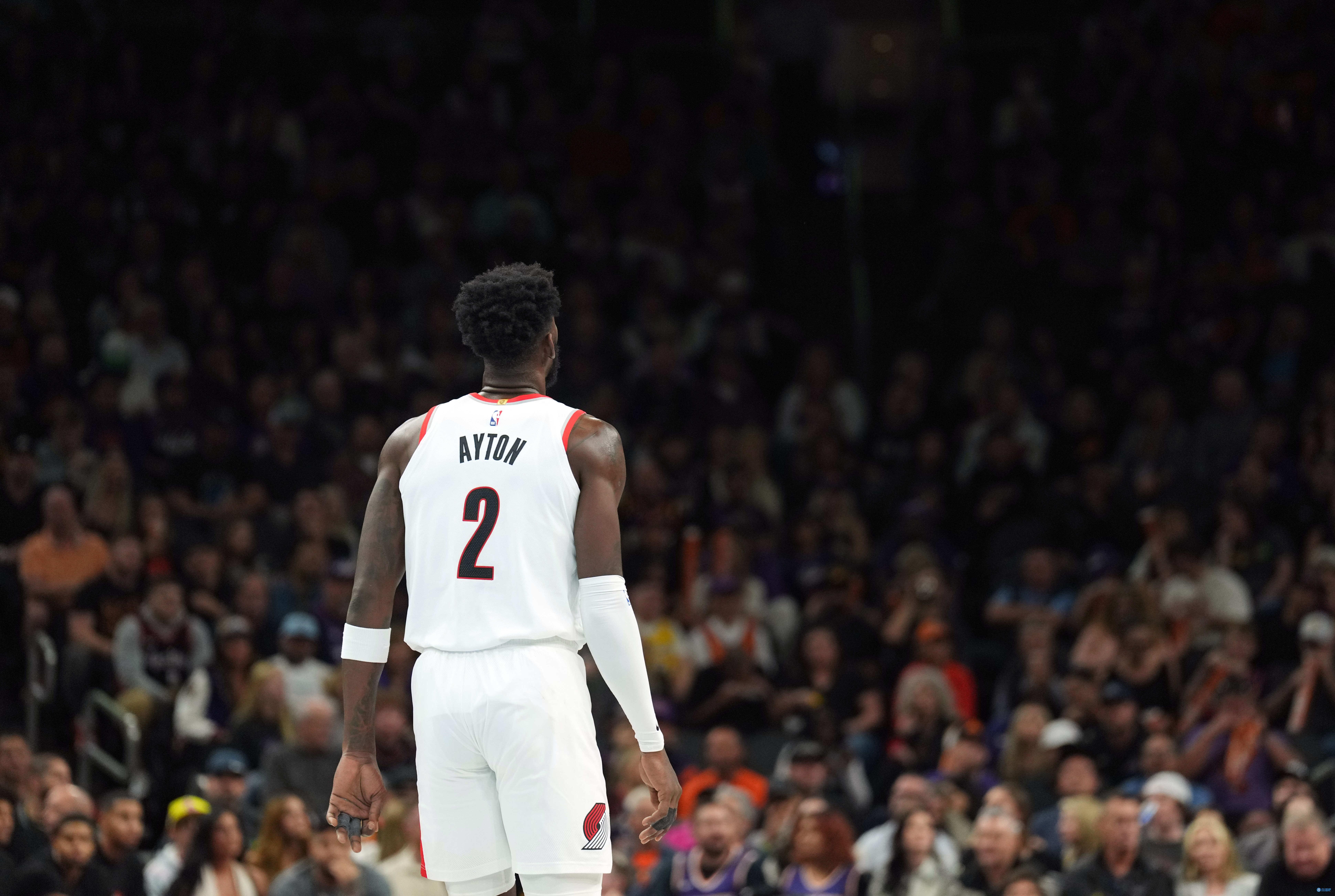 乐鱼体育：NBA球星自传：讲述微笑刺客托马斯的篮球人生的简单介绍